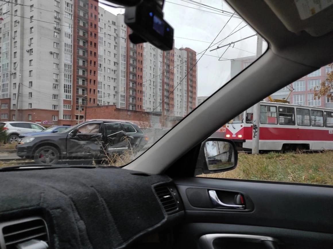 20 октября. ДТП с трамваем на перекрёстке ул Это картинка